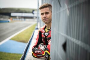 WSBK, Jerez: Bautista ameaça renunciar, Toprak sorri thumbnail