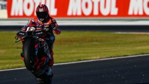 MotoGP, Maverick Viñales (1.º): “Quero chegar à primeira e segunda curva em primeiro” thumbnail