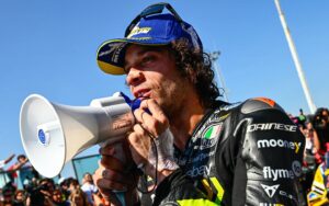 MotoGP, Marco Bezzecchi: “O Vale é o primeiro a vir ajudar se estiver em dificuldades” thumbnail