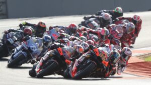 MotoGP, Destaques do Ano: Espetáculo, alegria e lesões (muitas) nas corridas Sprint thumbnail