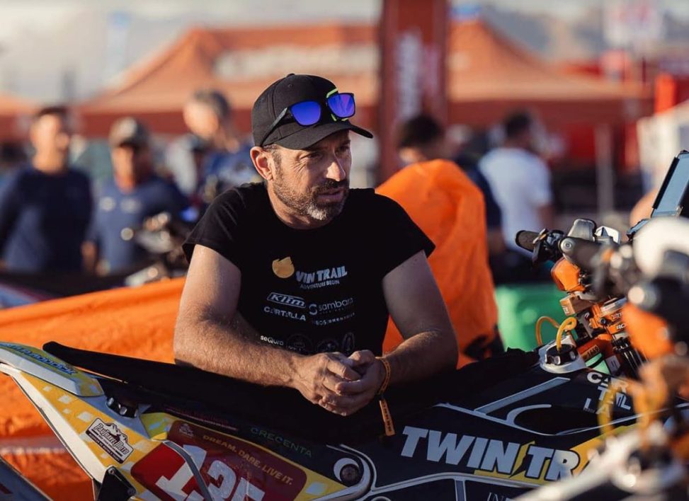 Rally Dakar: Faleceu Carles Falcón, vítima de acidente grave na segunda etapa thumbnail
