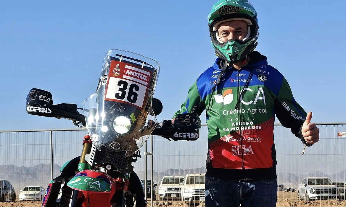 Vídeo Dakar, Mário Patrão: “Ajudar a desenvolver a moto antes de ser colocada no mercado” thumbnail