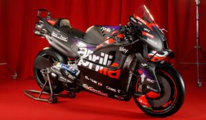 MotoGP: Revelada a forma final e cores da nova Aprilia RS-GP24 thumbnail