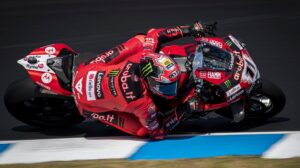 WSBK: Bulega lidera teste e pulveriza recorde de Phillip Island thumbnail