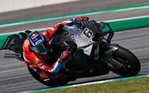 MotoGP, Stefan Bradl: “Podemos comparar a nossa situação com a da Mercedes na F1” thumbnail