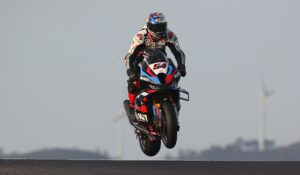 MotoGP, BMW a “olhar atentamente” para uma possível entrada no MotoGP thumbnail