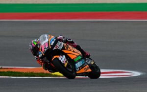 Moto2, Espanha, TL: Alonso López entra com o melhor tempo thumbnail
