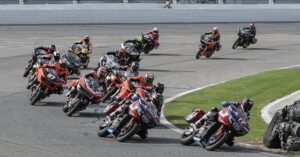 MotoAmérica: Duplo triunfo de Wyman no King Of The Baggers thumbnail