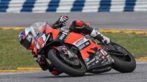 MotoAmérica: Herrin vence pela terceira vez a Daytona 200 thumbnail