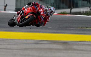 MotoGP, Enea Bastianini (4.º): “Não perdi tempo suficiente para evitar a long lap” thumbnail