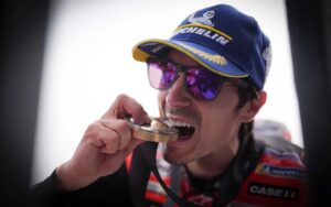 MotoGP, Maverick Viñales (1.º): “Estou a sonhar” thumbnail