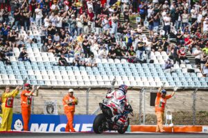 MotoGP, Miguel Oliveira (12.º): “O arranque possível e a corrida com dificuldades” thumbnail