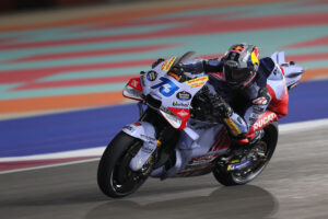 MotoGP, Espanha, Warm Up: Álex Márquez mais rápido antes da corrida thumbnail