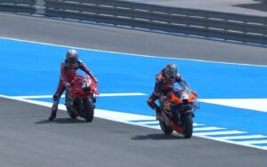 MotoGP, Acosta e Pedrosa falam sobre o momento em que rodaram juntos em pista thumbnail