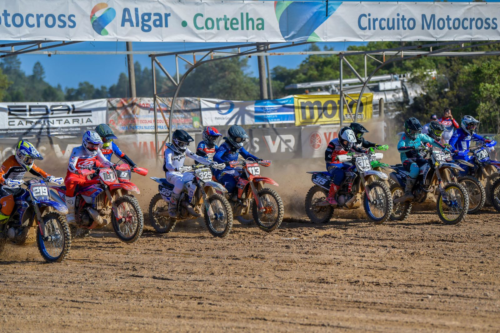 CR MXRibatejo, Cortelha: Motocross regressa ao Algarve thumbnail