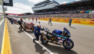 EWC, 24h Le Mans: Suzuki na frente, revés para a Honda thumbnail