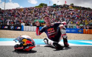 MotoGP, Pedro Acosta (2.º): “Ninguém esperava o segundo lugar no campeonato” thumbnail