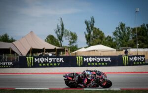 MotoGP, Catalunha, TL2: Aleix Espargaró ainda na frente, Oliveira sexto thumbnail