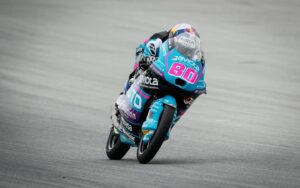 Moto3, Catalunha, Corrida: David Alonso vence e lidera o campeonato thumbnail