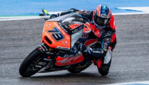 Moto2, Catalunha, Corrida: Ogura regressa às vitórias em Barcelona thumbnail