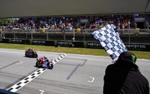 MotoGP, Distância média entre primeiro e segundo é a menor de sempre na era MotoGP thumbnail