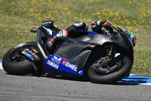 MotoGP, Alex Rins: “Ainda não vamos ter o novo pacote aerodinâmico em Le Mans” thumbnail