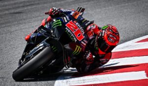 MotoGP, Fabio Quartararo (14º): “Só fiz uma volta na segunda saída, e foi com bandeiras amarelas” thumbnail