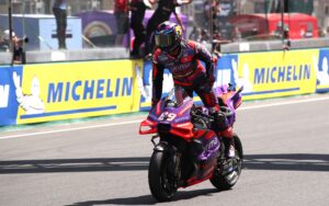 MotoGP, França, Corrida: Martin vence em duelo brutal com Márquez e Bagnaia thumbnail