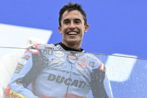 MotoGP, Marc Márquez (2.º): “Fiquei sem aerodinâmica e a moto funcionou melhor” thumbnail