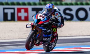 WSBK, Misano, Corrida 2: Fim de semana perfeito com hat-trick de Razgatlioglu thumbnail