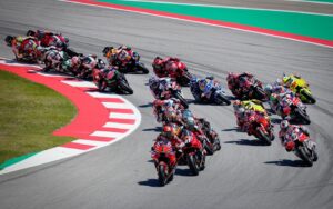 MotoGP, Pilotos sem contrato para 2025 falam sobre as suas situações thumbnail