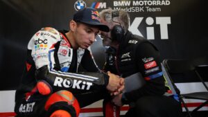 WSBK, Razgatlioglu sobre os rumores do MotoGP: “Vou ficar com a BMW até 2025” thumbnail