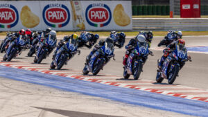 Yamaha R3 World Cup: A luta pelo título ‘aquece’ em Donington Park thumbnail