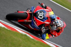 EWC, 8h de Suzuka, 4ª Hora: Honda lidera confortavelmente thumbnail