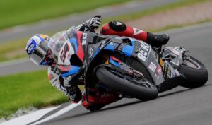 WSBK, Donington – Corrida: Triunfo dominante da estrela turca thumbnail