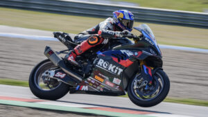 WSBK, Most, Corrida 1: ‘Razga’ voa para a vitória em corrida espetacular thumbnail