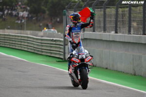 MotoGP: Miguel Oliveira faz homenagem a Paulo Pinheiro thumbnail