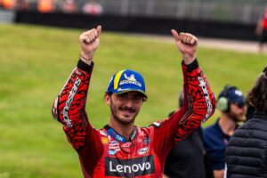 MotoGP, Francesco Bagnaia revela interesse em participar nas 8 Horas de Suzuka thumbnail