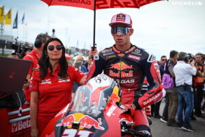 MotoGP, Pedro Acosta ‘Foi um fim de semana mau’ thumbnail