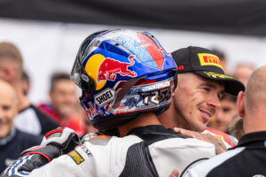 WSBK, Scott Redding ‘Toprak é a próxima geração de pilotos’ thumbnail