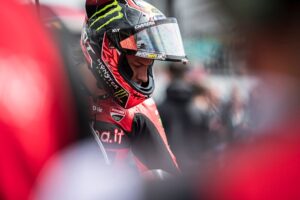 WSBK, Nicolo Bulega (4º): “Bater o Toprak aqui é impossível” thumbnail