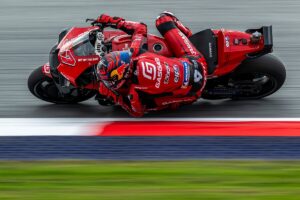 MotoGP, Augusto Fernández ‘a Tech3 deu-me tudo, não me posso queixar’ thumbnail