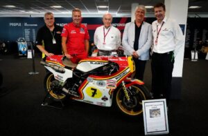 Exposição MotoGP75: 75 anos de história do motociclismo revisitada em Silverstone thumbnail