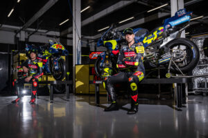 MotoGP, Valentino Rossi homenageado pela sua equipa no 75º aniversário do MotoGP thumbnail