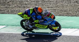 Moto3, Áustria, TL2: Kelso lidera antes da qualificação thumbnail