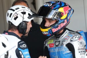 MotoGP, Miguel Oliveira ‘Estava no sítio errado à hora errada’ thumbnail