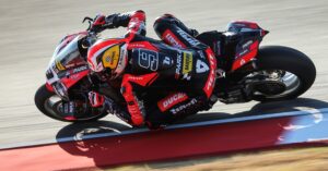 WSBK, TL2, Portimão: Petrucci brilha no pôr do sol algarvio thumbnail