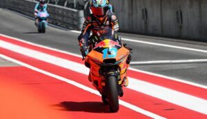 Moto2, Áustria, Q2: Vietti faz a pole na frente de Canet e Garcia thumbnail