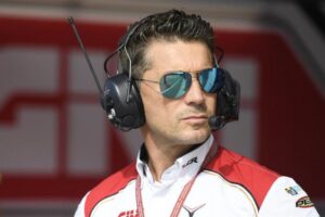 MotoGP, Lucio Cecchinello sobre pressão ‘Os chefes da Honda vão estar presentes’ thumbnail