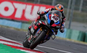 WSBK: VD Mark na frente, Toprak sofre queda thumbnail